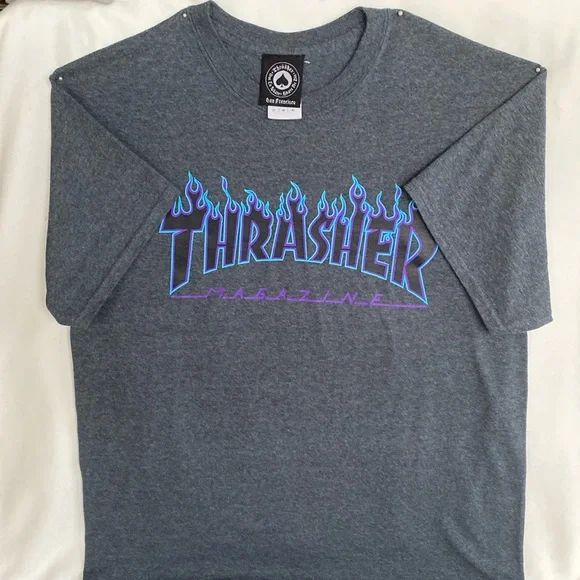Gently Worn Thrasher Flame Men’s Graffiti Short Sleeve Tee Size Medium - Picture 1 of 11
